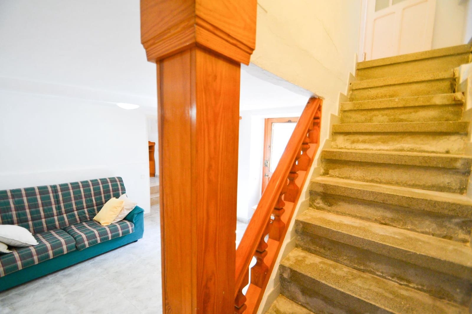 4 bedroom Townhouse for sale in Deltebre with garage - € 160,000 (Ref: 8601609)