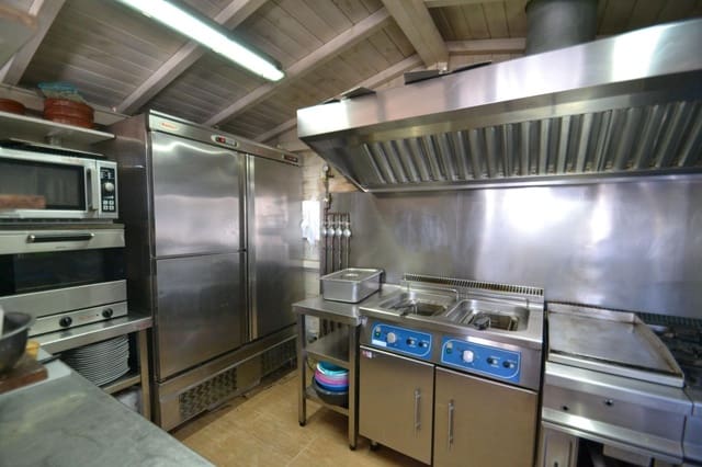 Local Commercial à vendre à Deltebre - 100 000 € (Ref: 8626753)