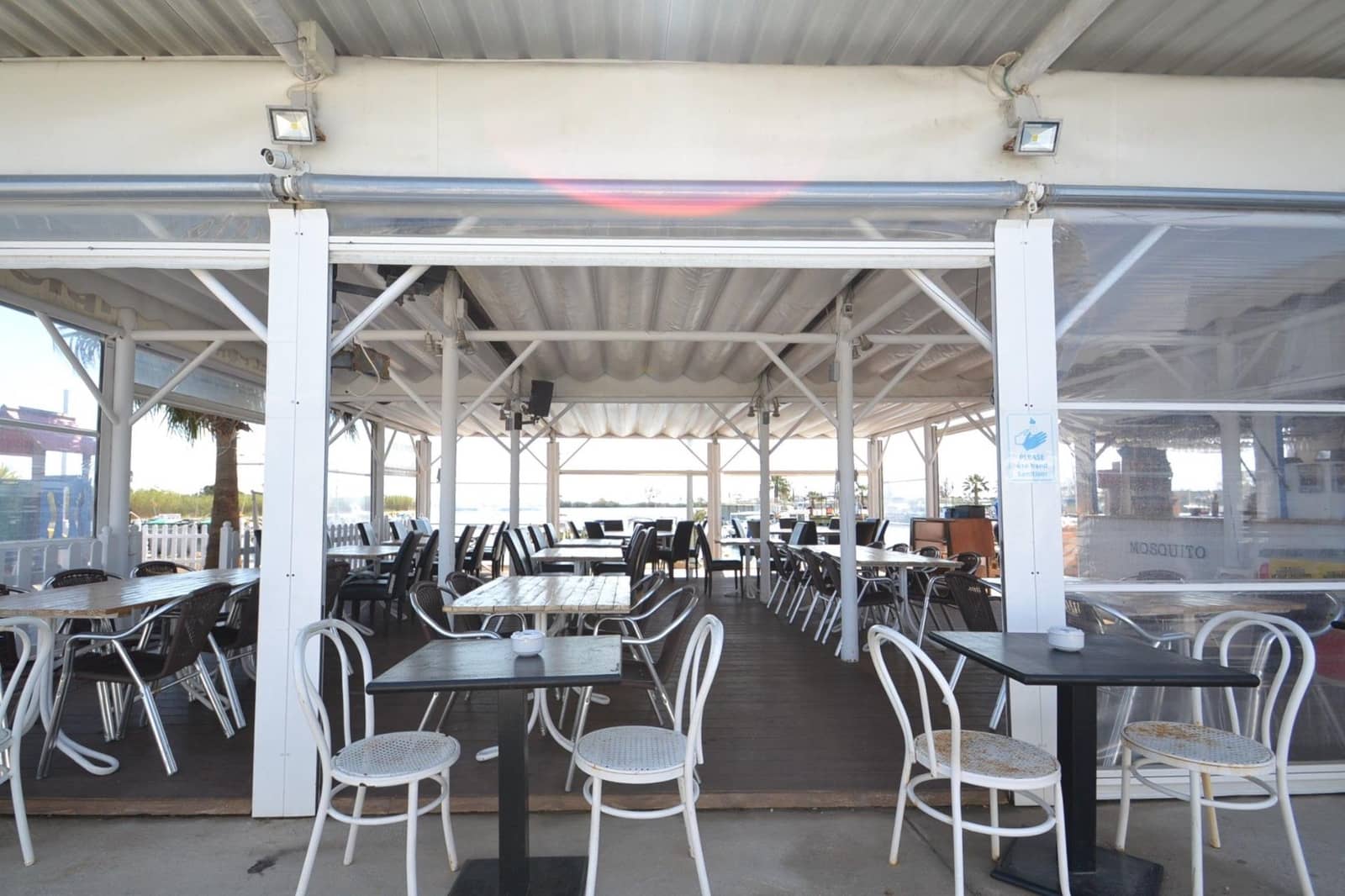 Local Commercial à vendre à Deltebre - 100 000 € (Ref: 8626753)