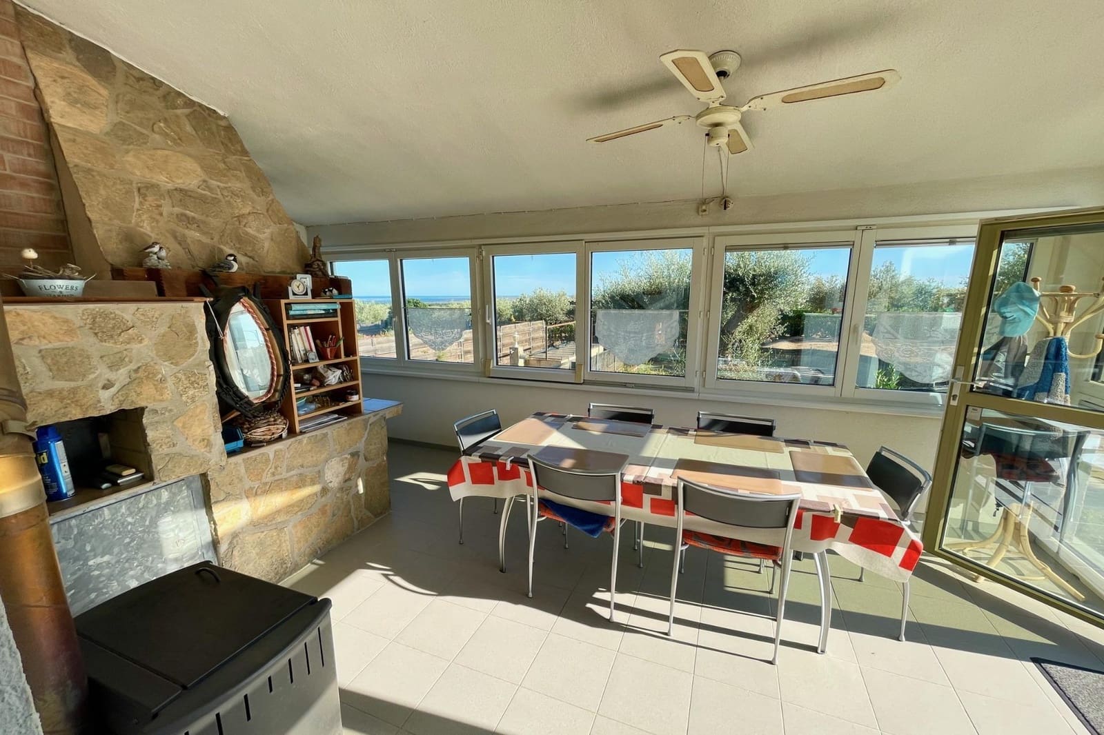 3 soveværelse Villa til salg i Camarles med swimmingpool garage - € 480.000 (Ref: 8752531)