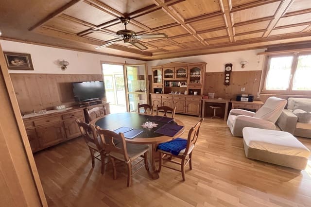 3 soverom Villa til salgs i Camarles med svømmebasseng garasje - € 480 000 (Ref: 8752531)