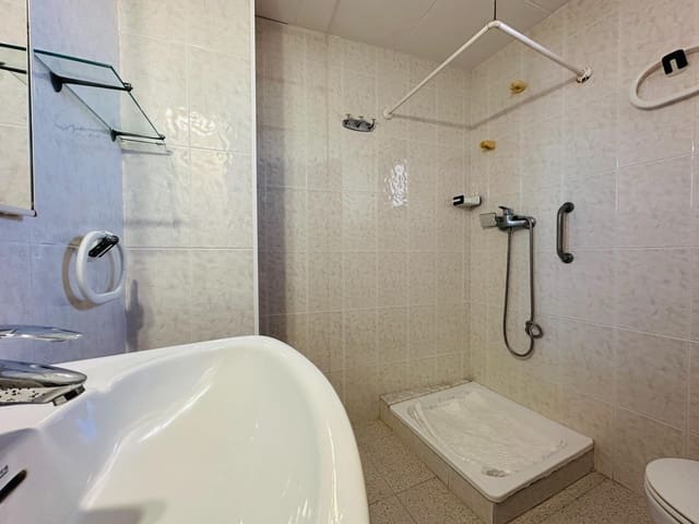 3 soveværelse Lejlighed til salg i Amposta - € 95.000 (Ref: 8760219)