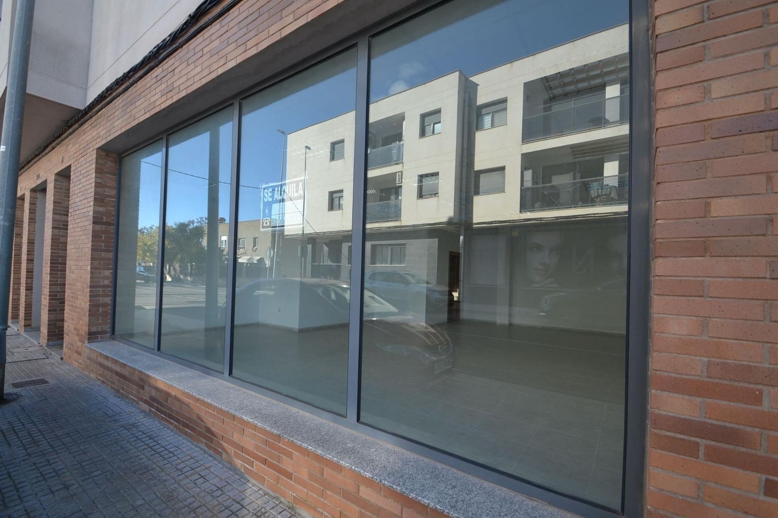 Erhverv til salg i Deltebre - € 39.000 (Ref: 8816180)