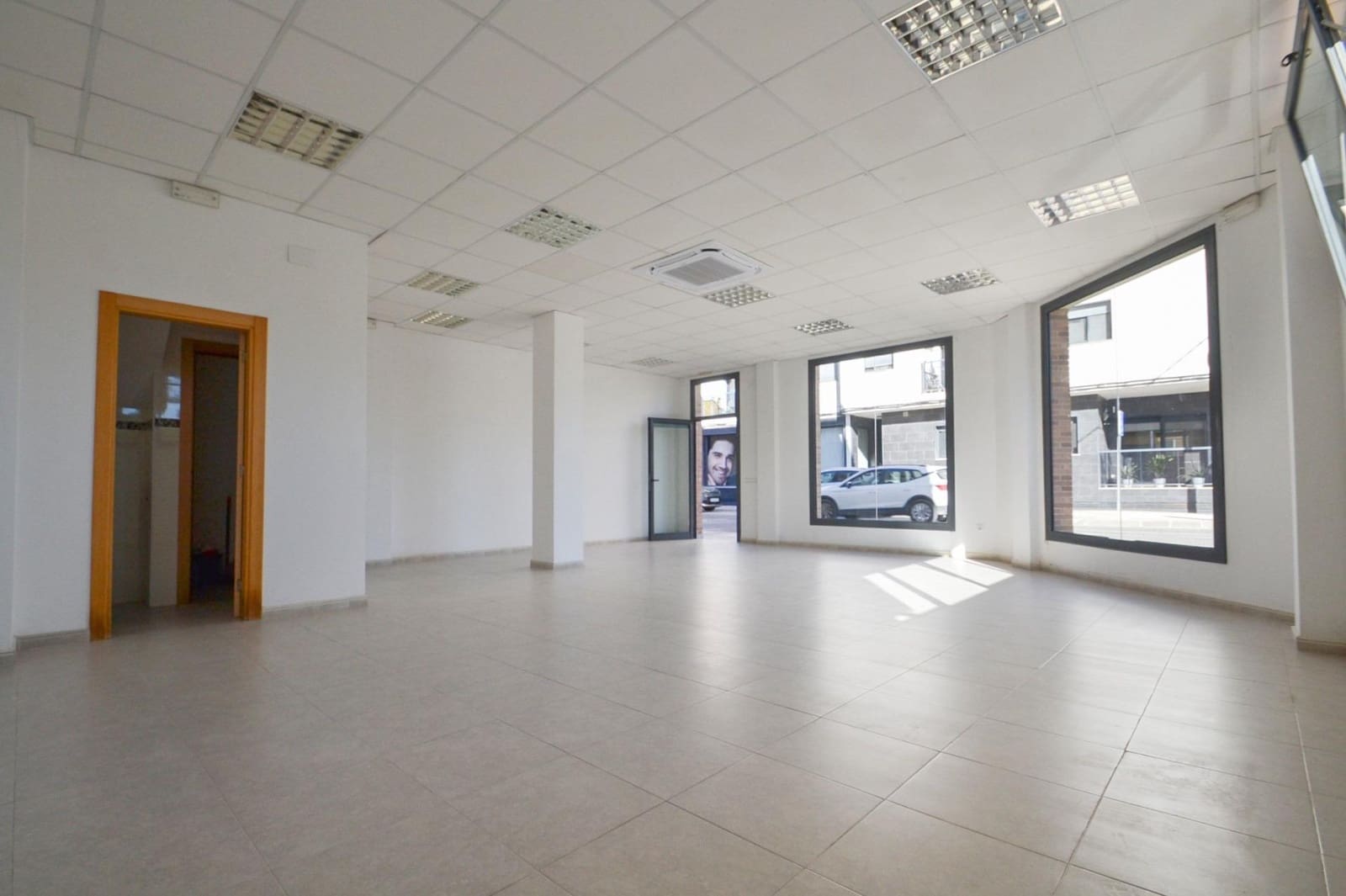 Local Commercial à vendre à Deltebre - 44 000 € (Ref: 8816181)