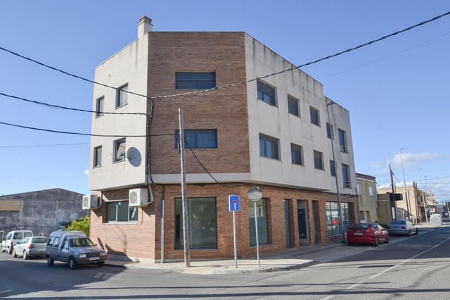 Commercial for sale in Deltebre - € 44,000 (Ref: 8816181)