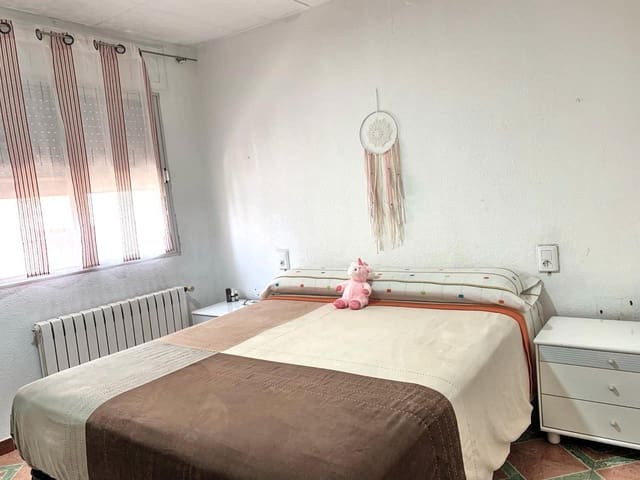 4 slaapkamer Villa te koop in Freginals - € 120.000 (Ref: 8816184)