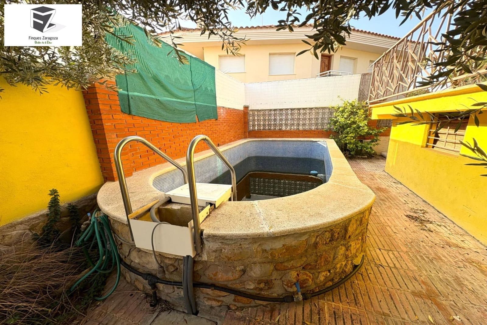 4 chambre Villa/Maison à vendre à Alcanar avec piscine garage - 199 000 € (Ref: 8836918)