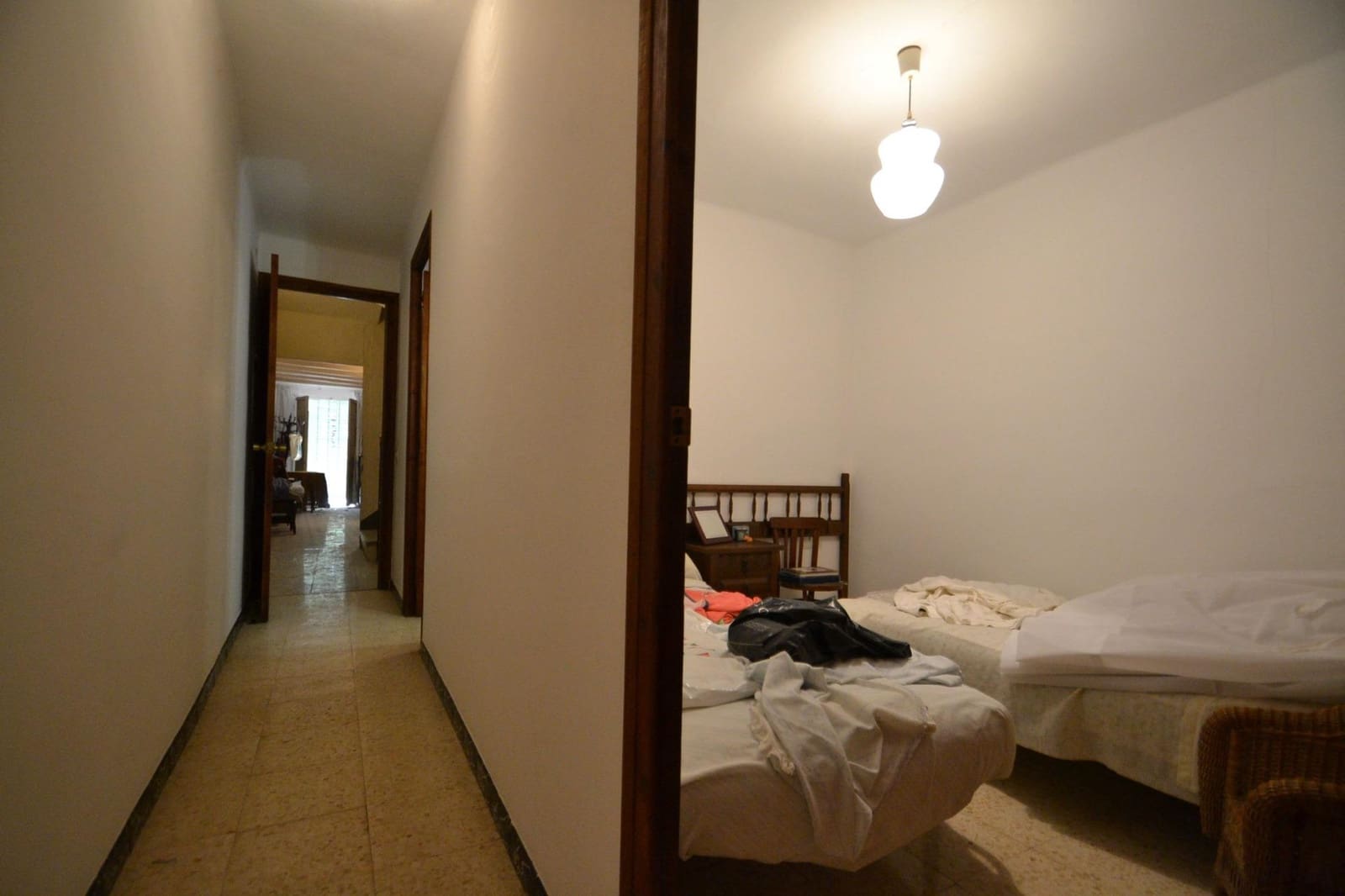 6 soveværelse Rækkehus til salg i Ulldecona med garage - € 60.000 (Ref: 8841246)