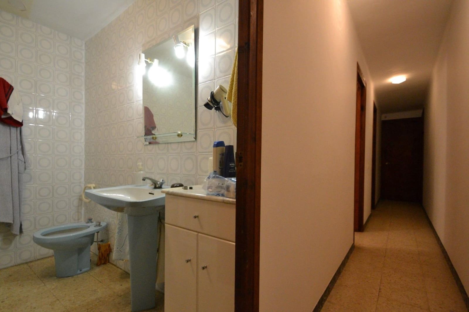 6 soveværelse Rækkehus til salg i Ulldecona med garage - € 60.000 (Ref: 8841246)