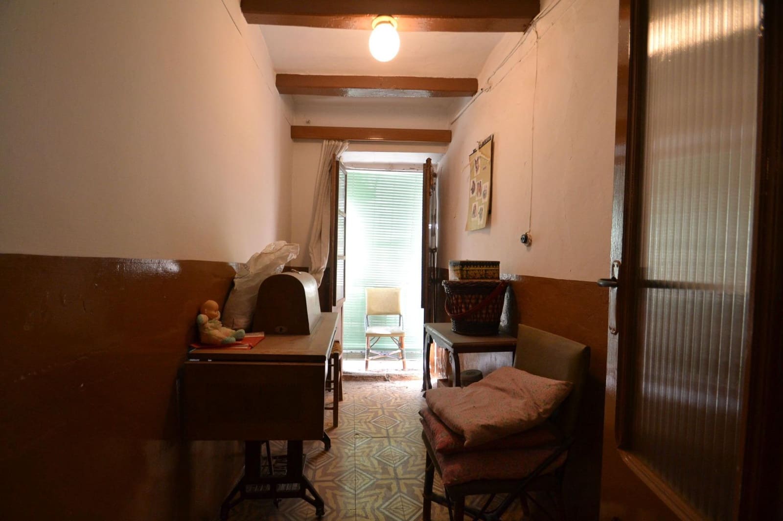 6 soveværelse Rækkehus til salg i Ulldecona med garage - € 60.000 (Ref: 8841246)