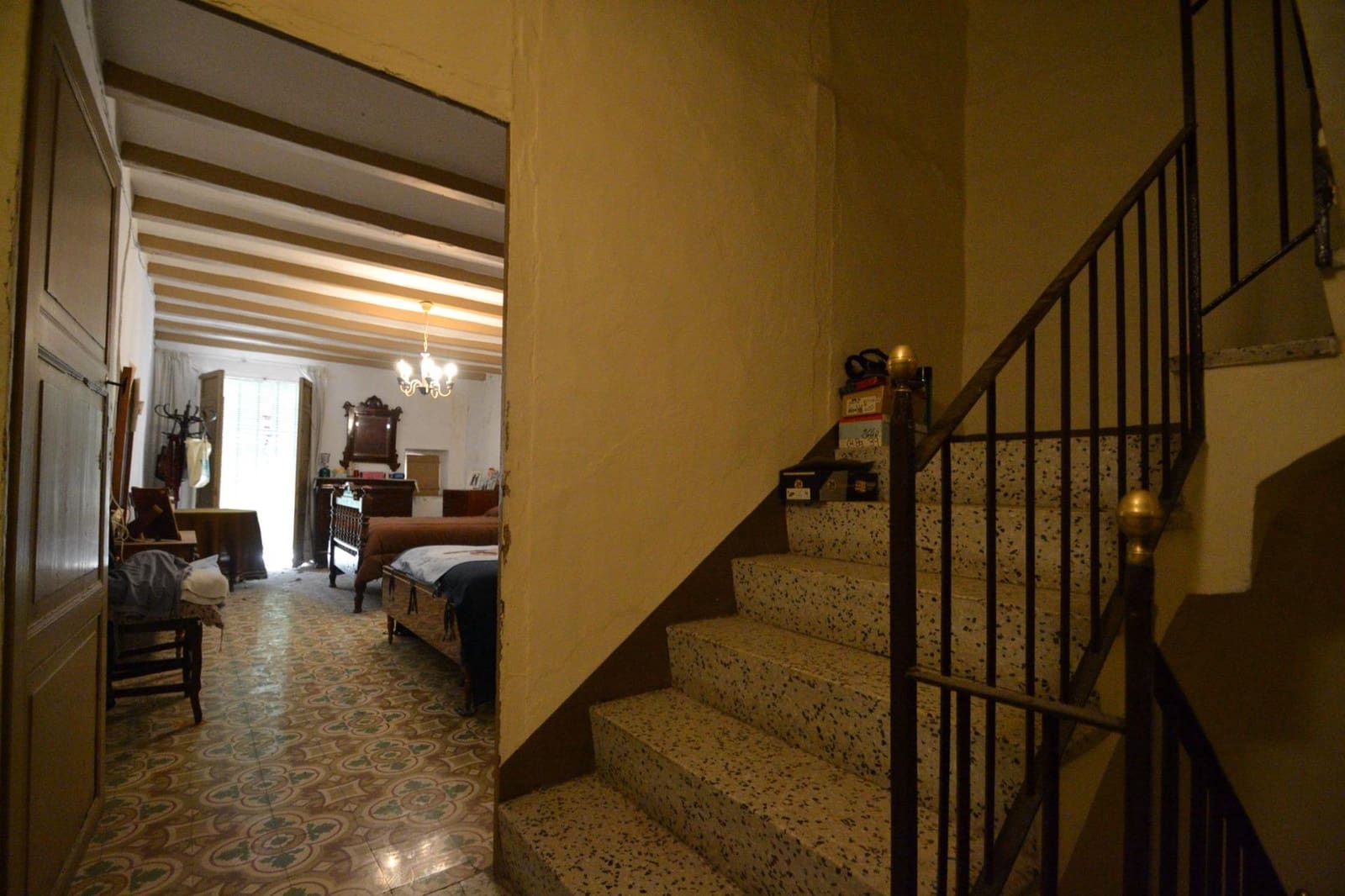 6 soveværelse Rækkehus til salg i Ulldecona med garage - € 60.000 (Ref: 8841246)