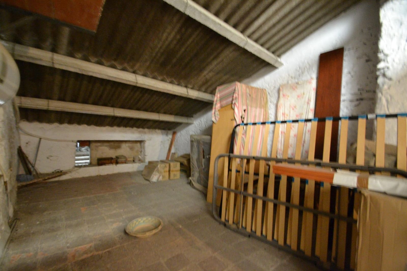 6 soveværelse Rækkehus til salg i Ulldecona med garage - € 60.000 (Ref: 8841246)