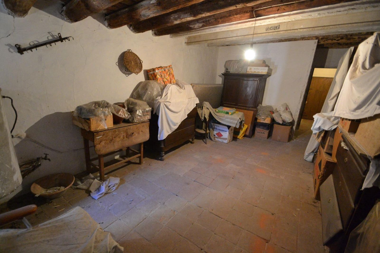 6 soveværelse Rækkehus til salg i Ulldecona med garage - € 60.000 (Ref: 8841246)