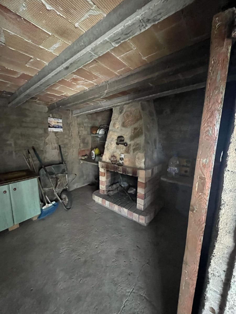 Finca/Herregård til salgs i L'Ampolla - € 56 000 (Ref: 8854796)