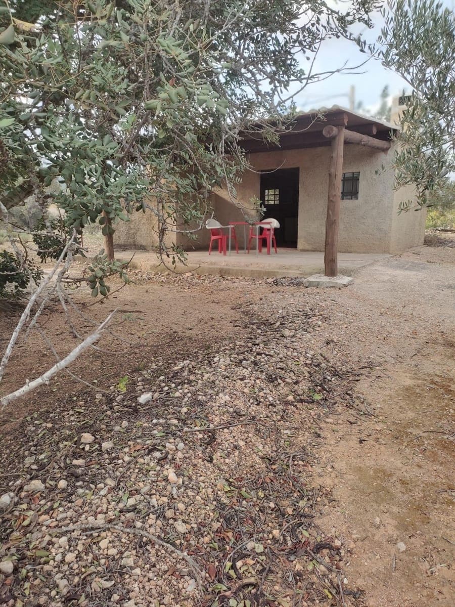 Finca/Herregård til salgs i L'Ampolla - € 56 000 (Ref: 8854796)