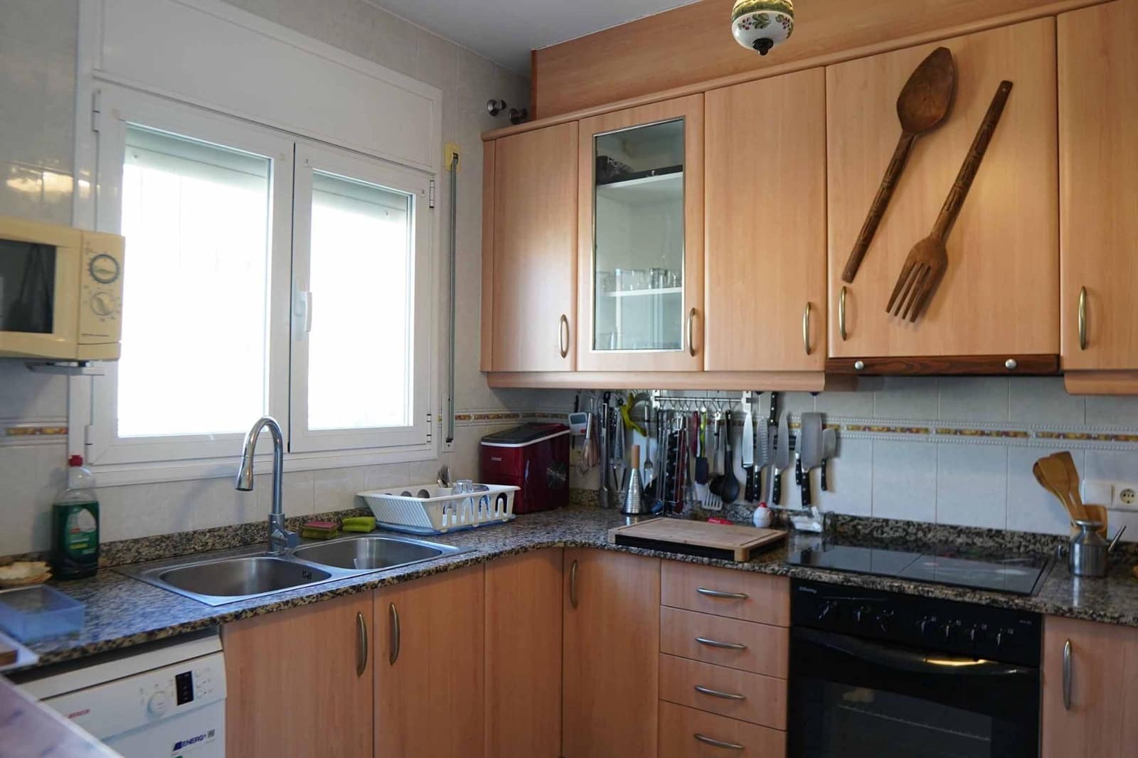 3 slaapkamer Villa te koop in Deltebre met zwembad - € 325.000 (Ref: 8946832)