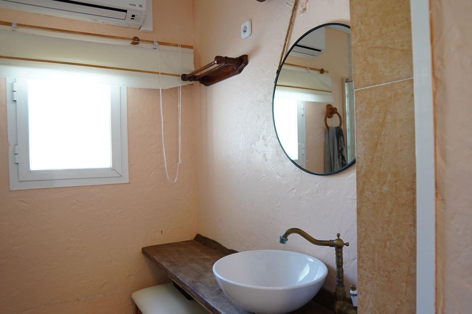 3 slaapkamer Villa te koop in Deltebre met zwembad - € 325.000 (Ref: 8946832)