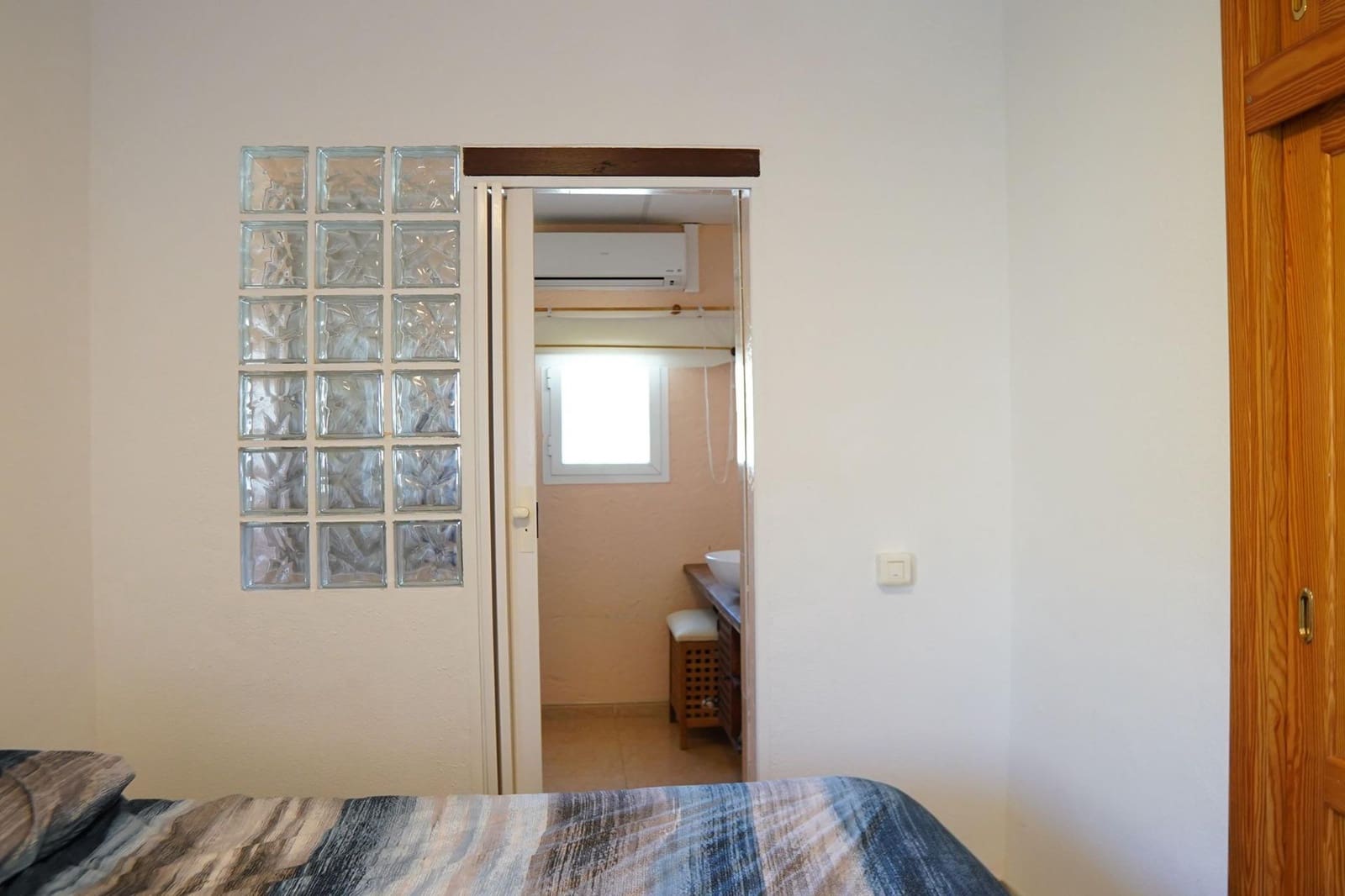 3 slaapkamer Villa te koop in Deltebre met zwembad - € 325.000 (Ref: 8946832)