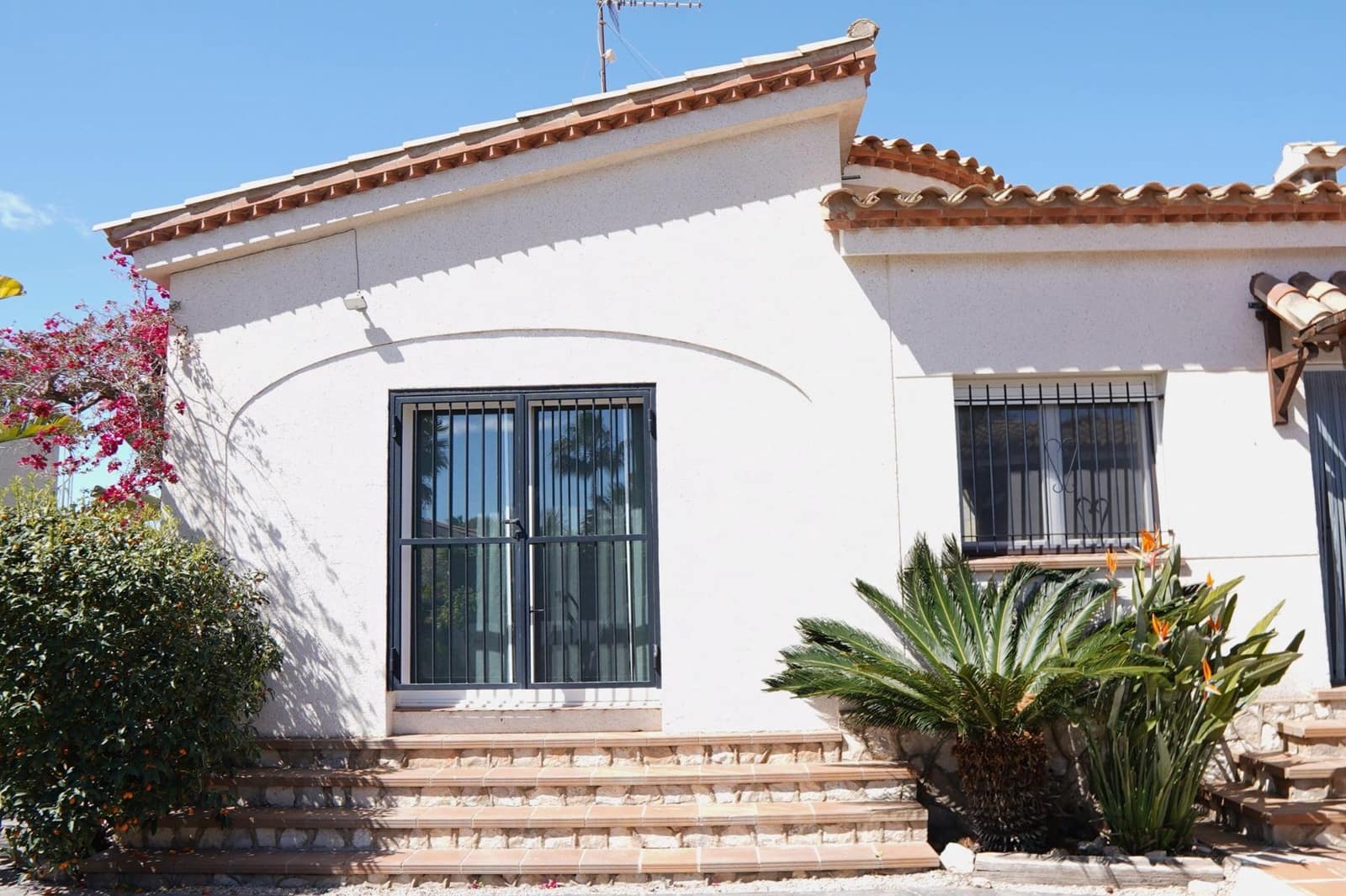 3 slaapkamer Villa te koop in Deltebre met zwembad - € 325.000 (Ref: 8946832)