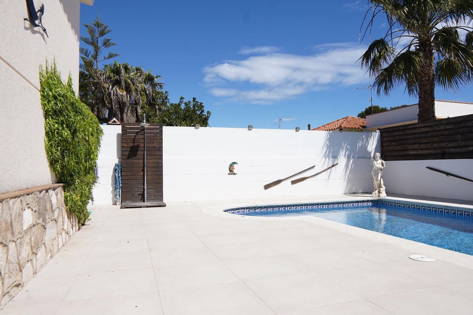 3 slaapkamer Villa te koop in Deltebre met zwembad - € 325.000 (Ref: 8946832)