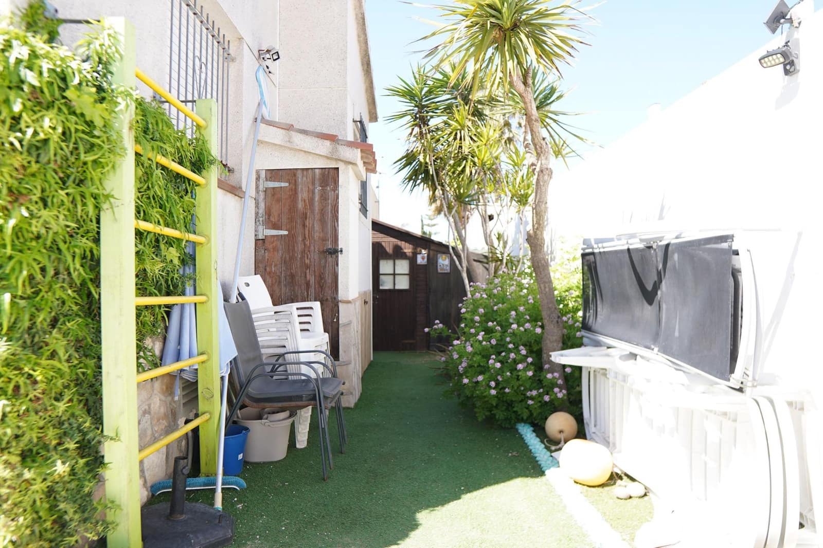 3 slaapkamer Villa te koop in Deltebre met zwembad - € 325.000 (Ref: 8946832)