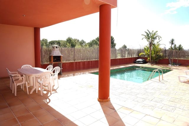 4 Zimmer Villa zu verkaufen in Deltebre mit Pool - 290.000 € (Ref: 8946833)