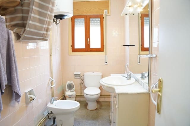 5 soverom Villa til salgs i Deltebre - € 150 000 (Ref: 8961574)