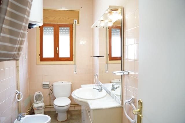 5 soverom Villa til salgs i Deltebre - € 150 000 (Ref: 8961574)