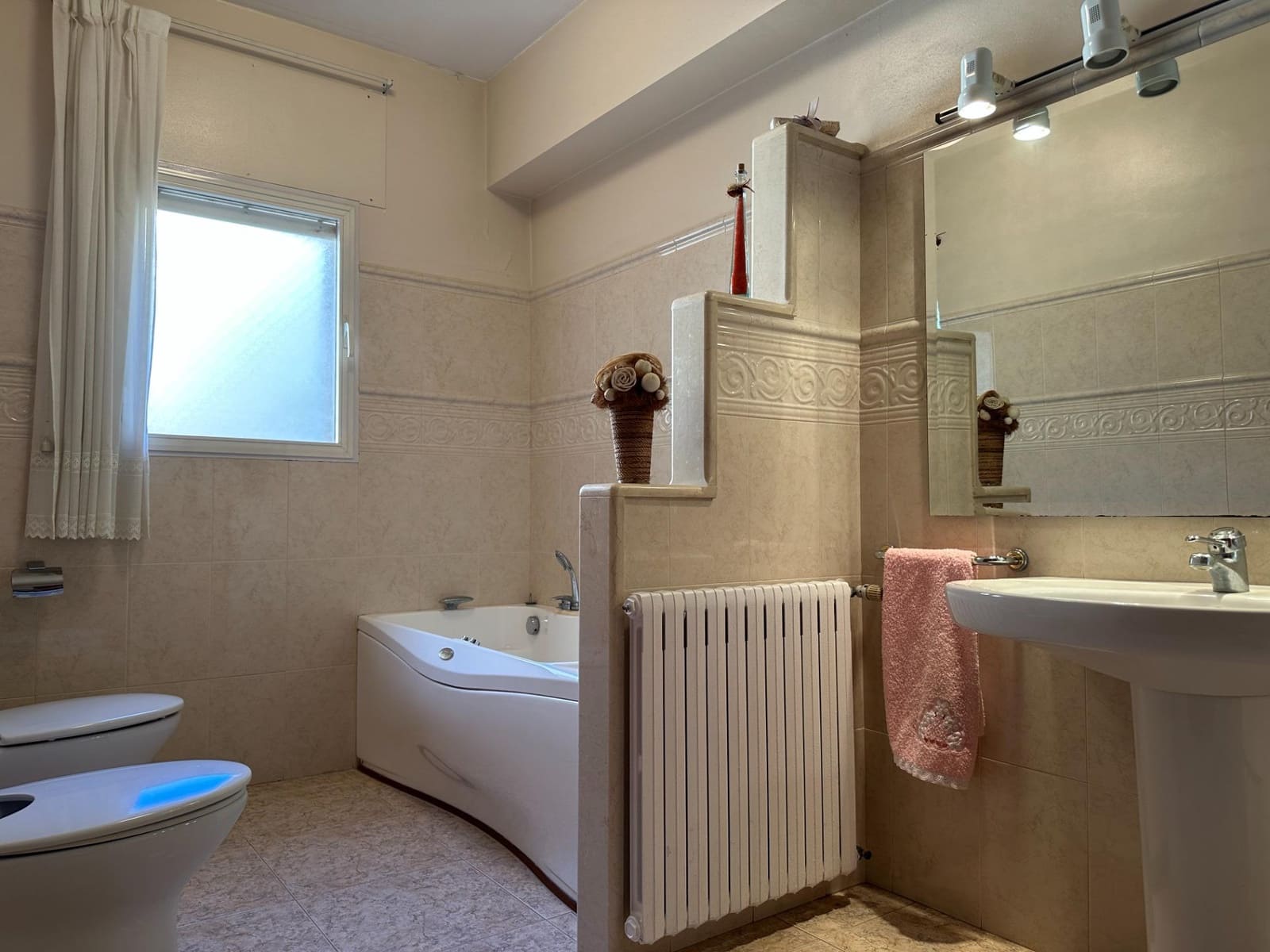 5 sypialnia Dom na sprzedaż w Amposta z garażem - 249 000 € (Ref: 8982308)