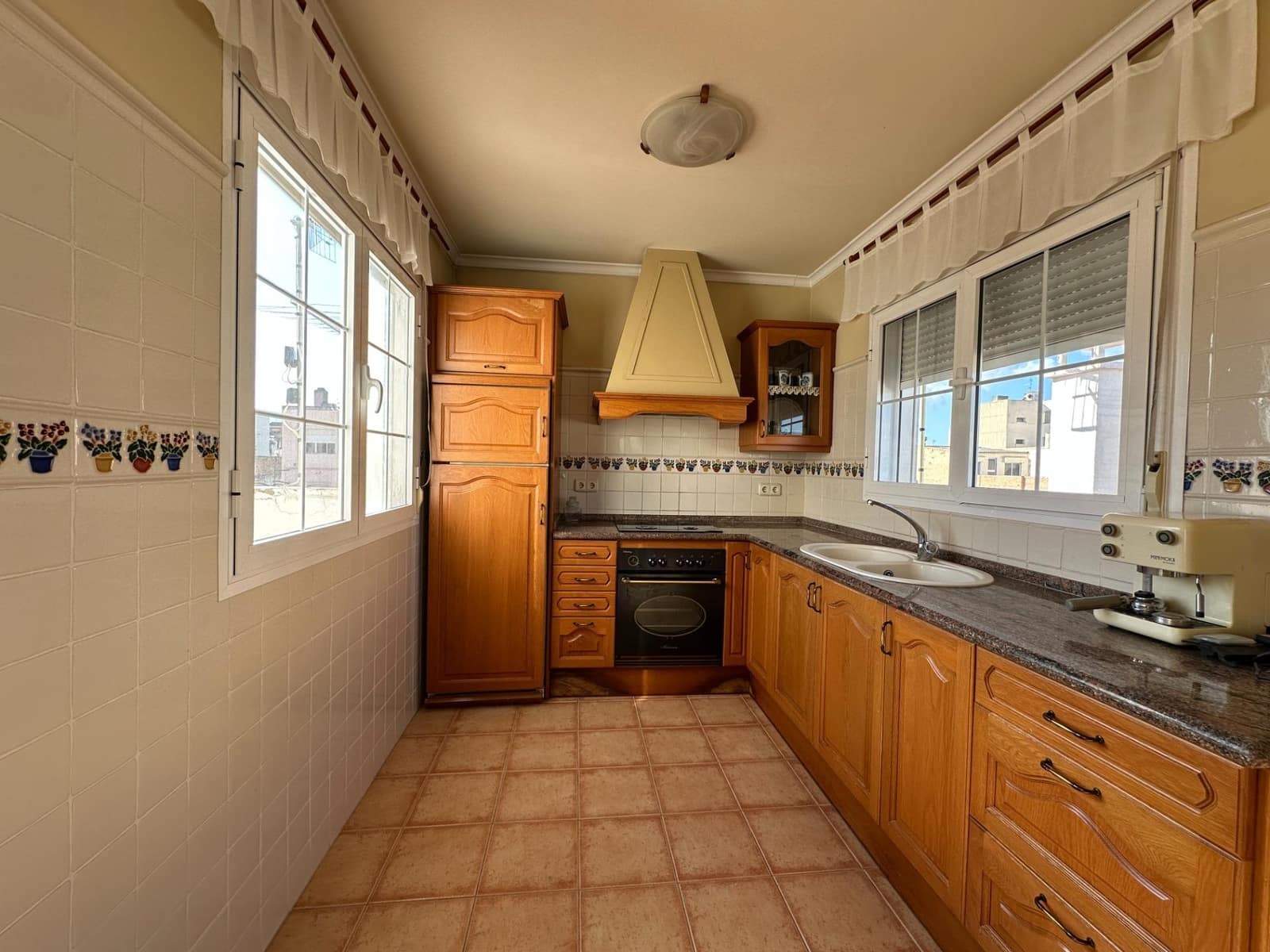 5 sypialnia Dom na sprzedaż w Amposta z garażem - 249 000 € (Ref: 8982308)