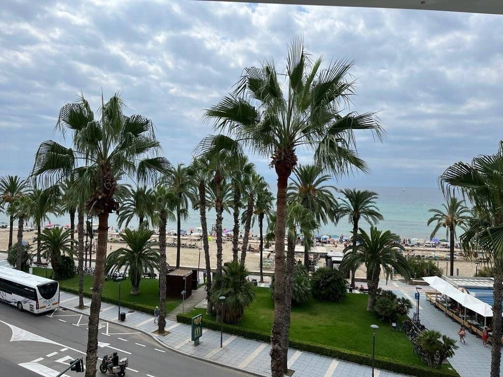 3 bedroom Apartment for sale in Salou - € 290,000 (Ref: 8999505)