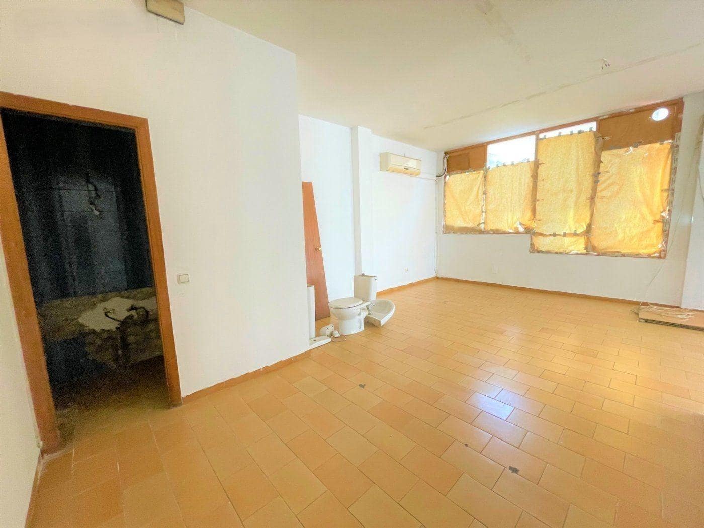 Erhverv til salg i Sant Carles de la Rapita - € 199.900 (Ref: 9018214)