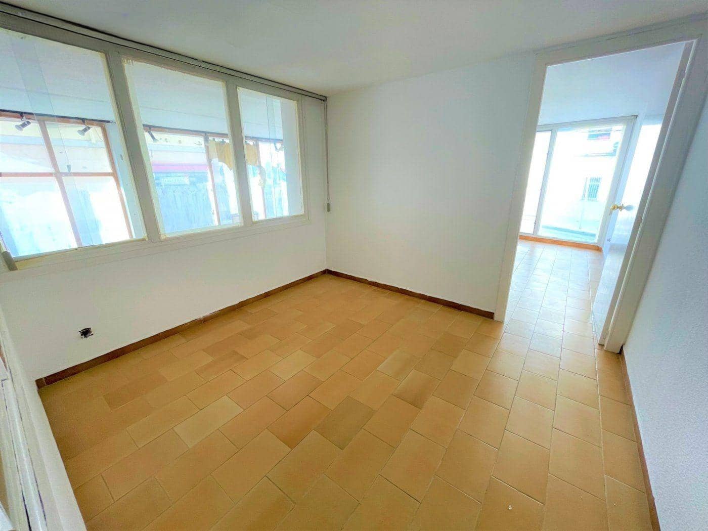 Erhverv til salg i Sant Carles de la Rapita - € 199.900 (Ref: 9018214)