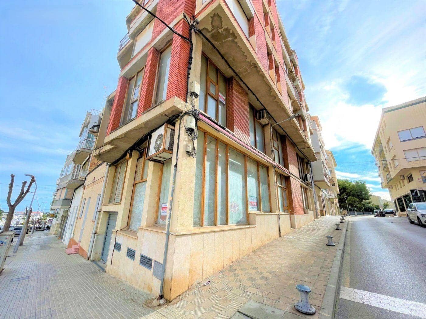 Erhverv til salg i Sant Carles de la Rapita - € 199.900 (Ref: 9018214)