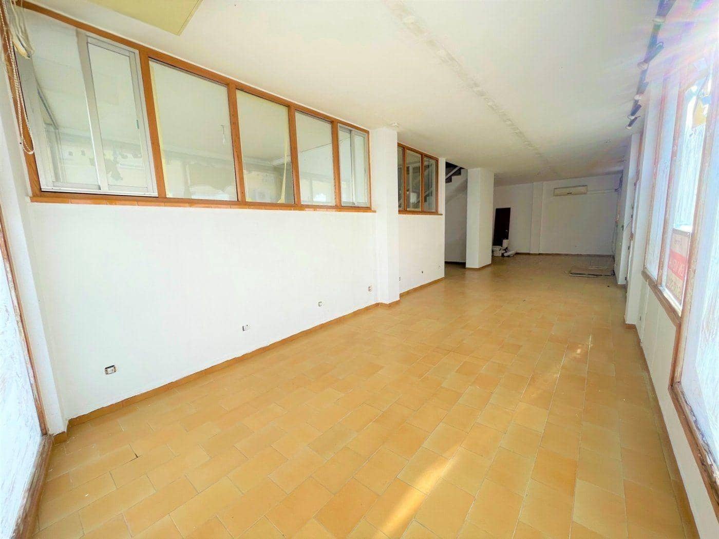 Erhverv til salg i Sant Carles de la Rapita - € 199.900 (Ref: 9018214)
