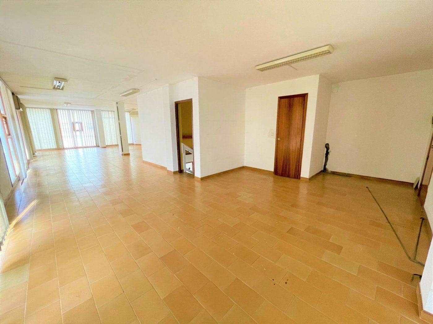 Erhverv til salg i Sant Carles de la Rapita - € 199.900 (Ref: 9018214)