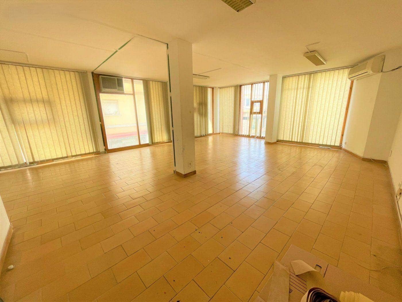 Erhverv til salg i Sant Carles de la Rapita - € 199.900 (Ref: 9018214)