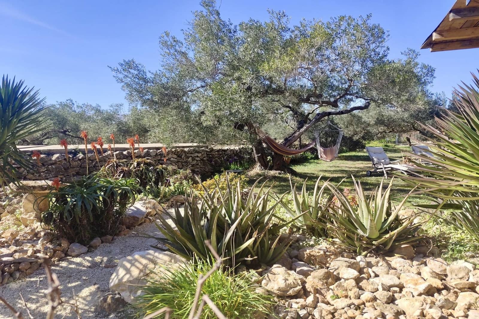 8 soveværelse Finca/Landehus til salg i L'Aldea - € 650.000 (Ref: 9114087)