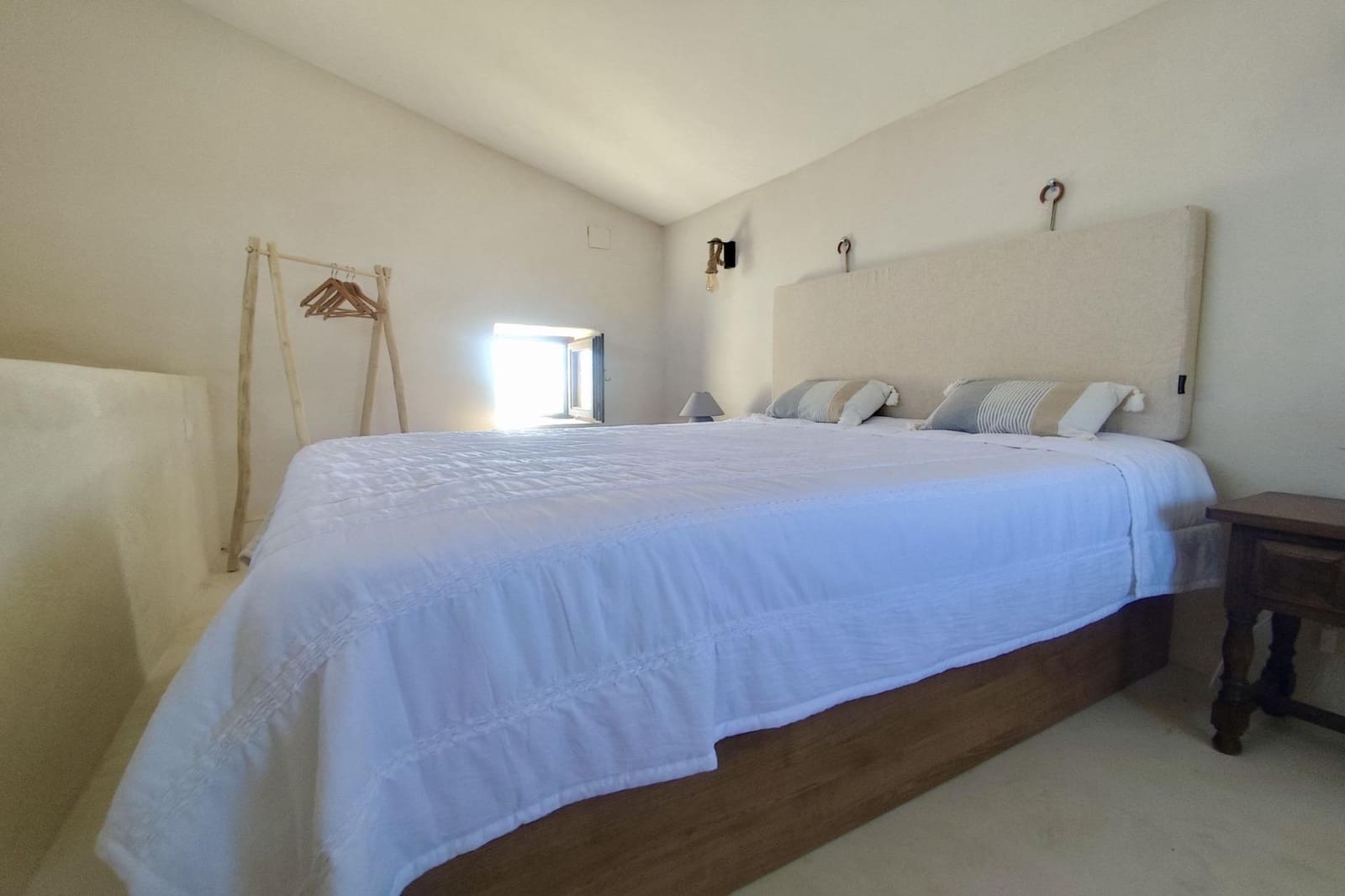 8 soveværelse Finca/Landehus til salg i L'Aldea - € 650.000 (Ref: 9114087)