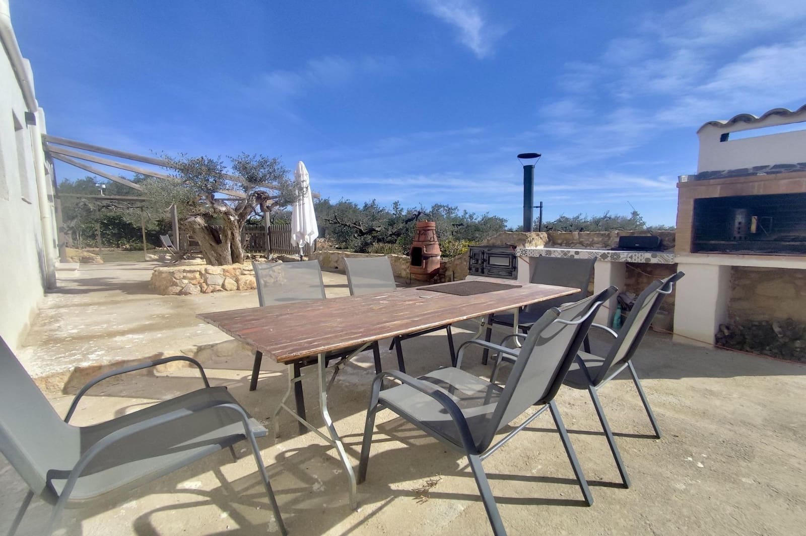 8 soveværelse Finca/Landehus til salg i L'Aldea - € 650.000 (Ref: 9114087)