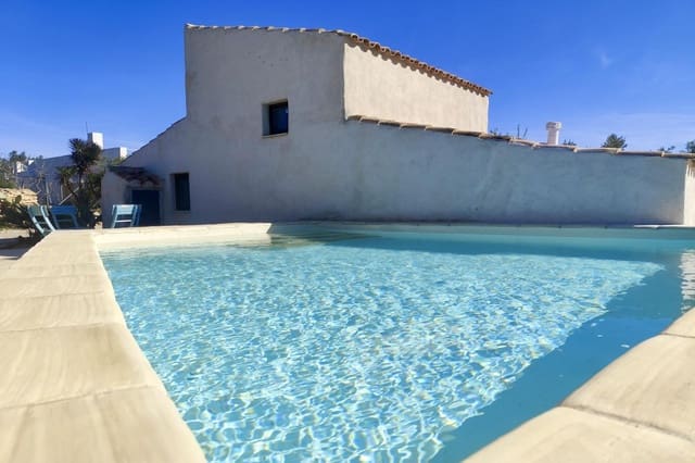 8 soveværelse Finca/Landehus til salg i L'Aldea - € 650.000 (Ref: 9114087)