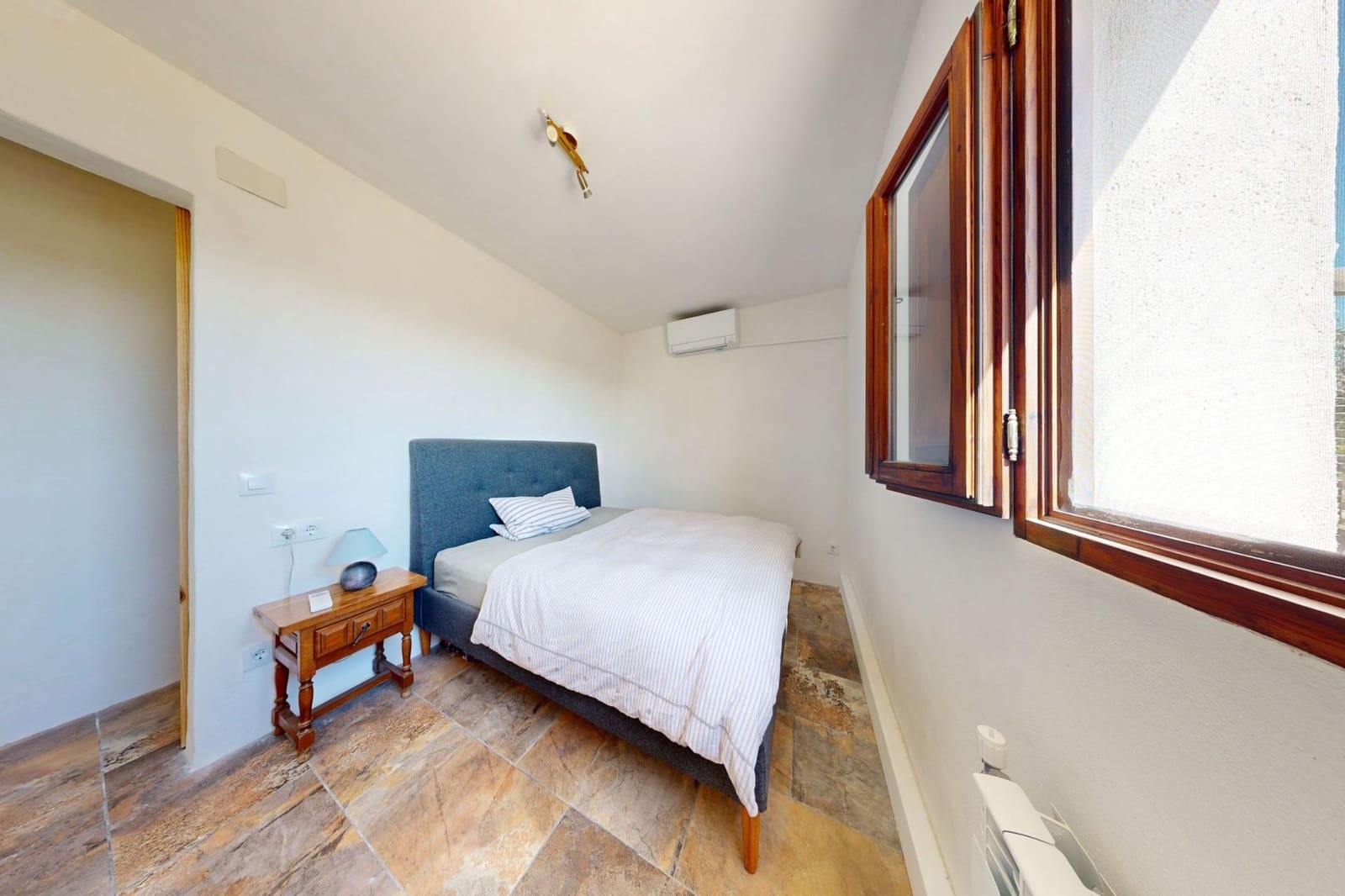 8 soveværelse Finca/Landehus til salg i L'Aldea - € 650.000 (Ref: 9114087)