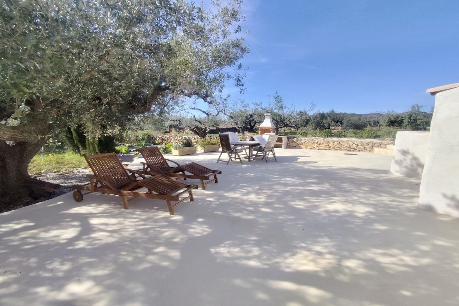 8 soveværelse Finca/Landehus til salg i L'Aldea - € 650.000 (Ref: 9114087)