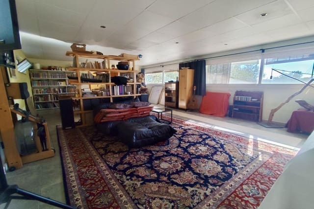 8 soverom Finca/Herregård til salgs i L'Aldea - € 650 000 (Ref: 9114087)