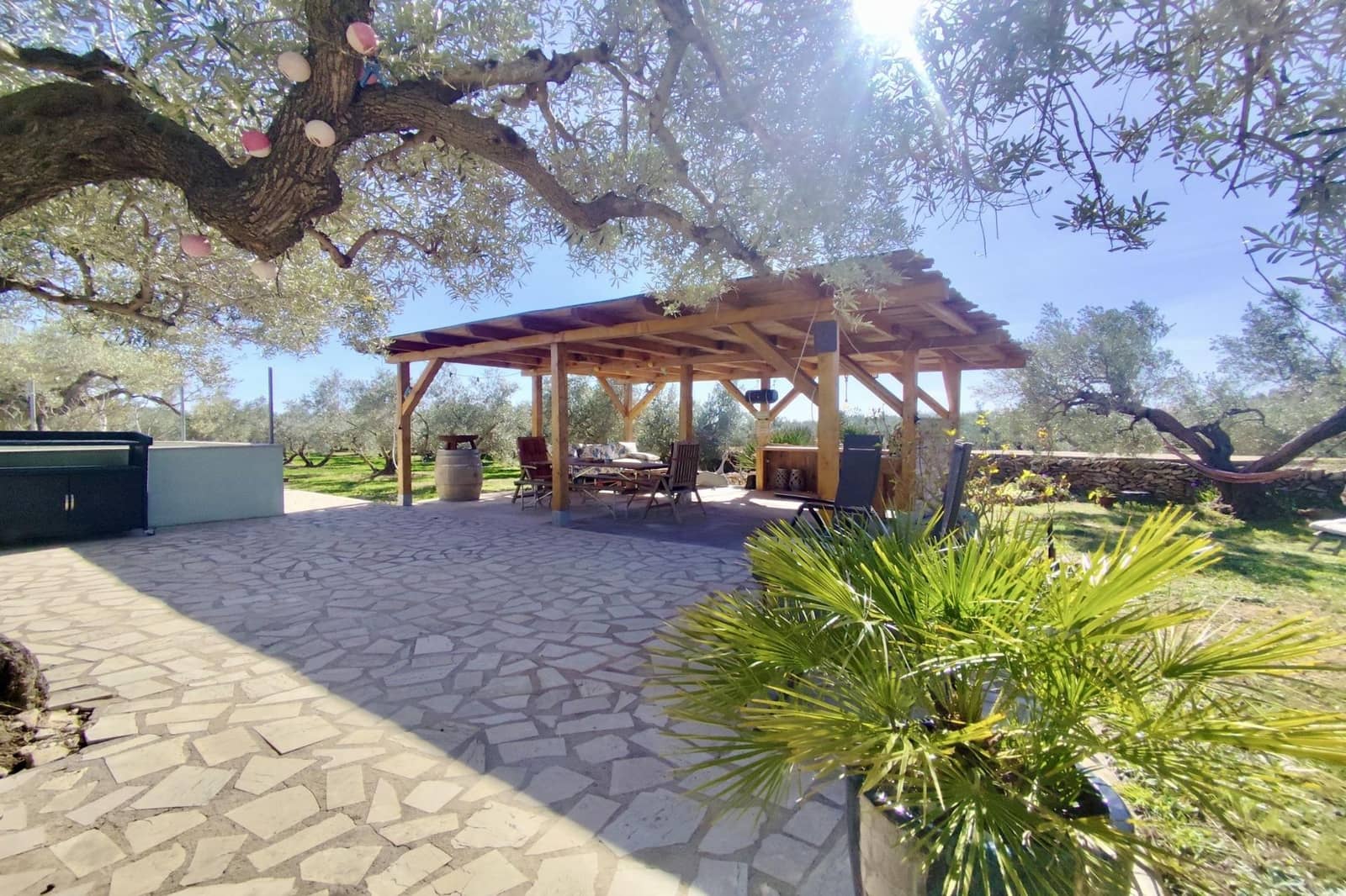 8 soveværelse Finca/Landehus til salg i L'Aldea - € 650.000 (Ref: 9114087)