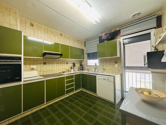 5 soveværelse Villa til salg i Masdenverge med garage - € 274.000 (Ref: 9128219)