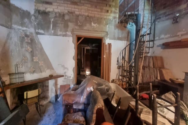 4 soveværelse Finca/Landehus til salg i Alfara de Carles - € 130.000 (Ref: 9143478)