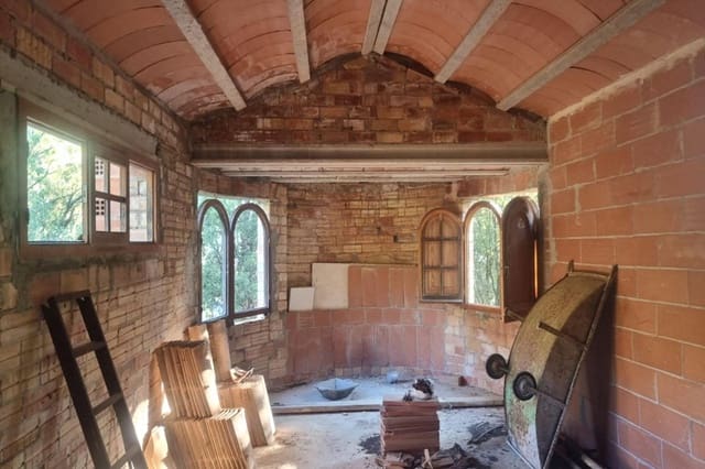 4 soveværelse Finca/Landehus til salg i Alfara de Carles - € 130.000 (Ref: 9143478)