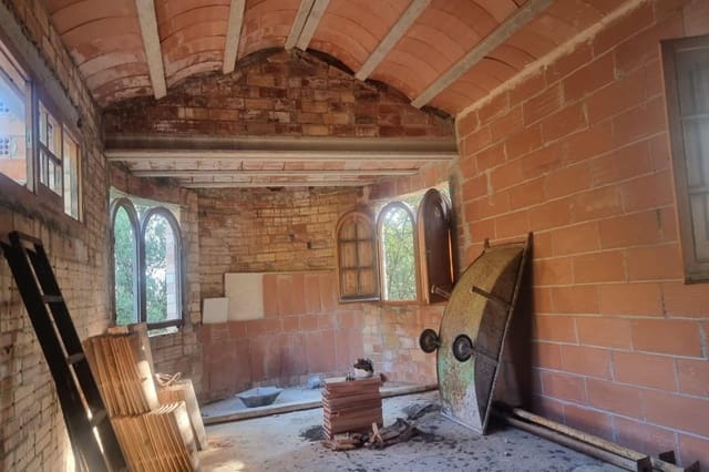 4 soveværelse Finca/Landehus til salg i Alfara de Carles - € 130.000 (Ref: 9143478)