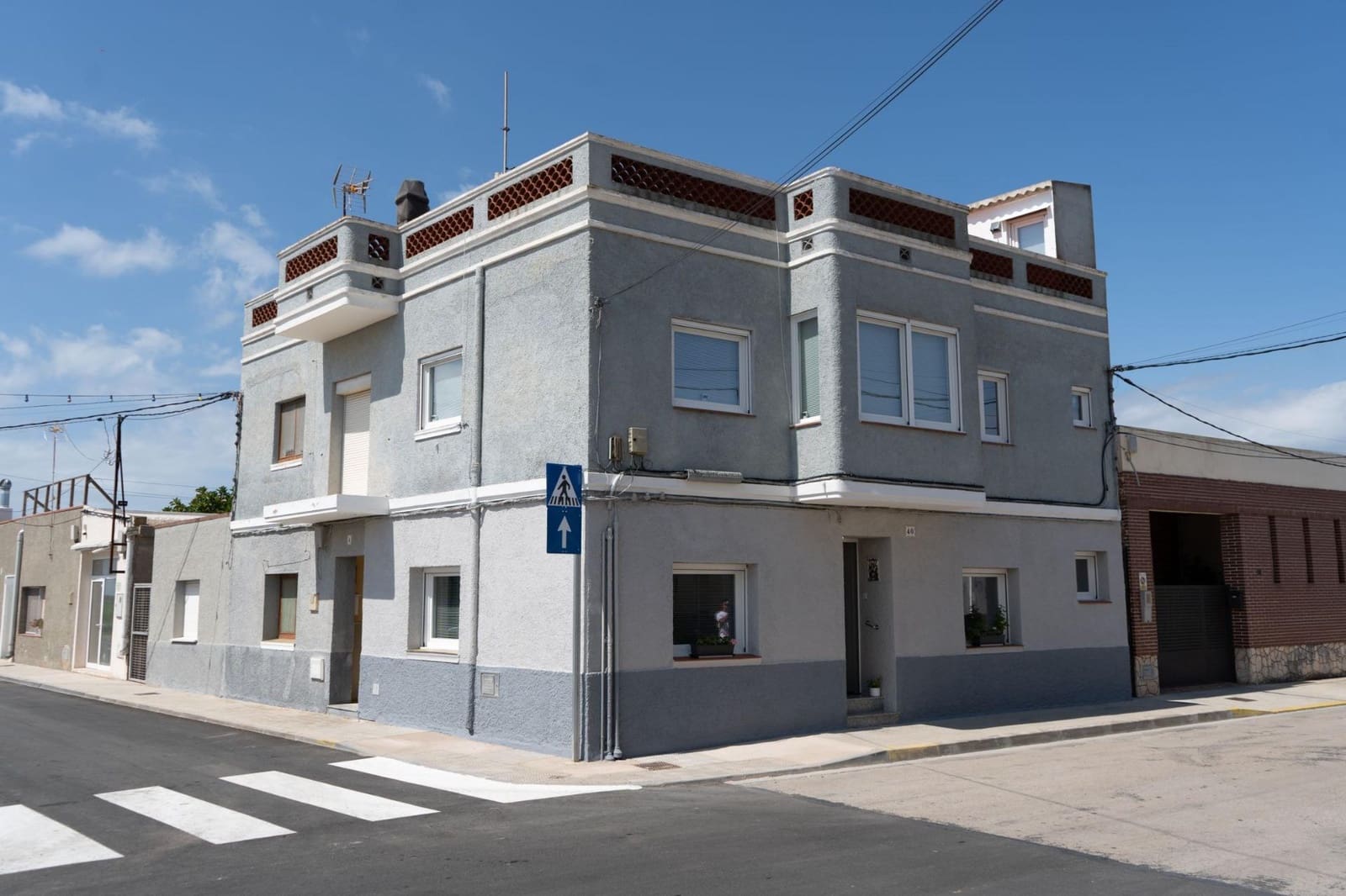 4 bedroom Townhouse for sale in Sant Jaume d'Enveja - € 115,000 (Ref: 9145452)